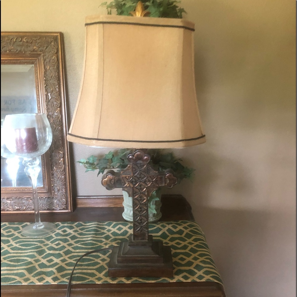 Celtic Cross medium size lamp